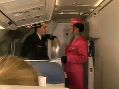 В самолете со стюардессой