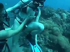 Подводный секс